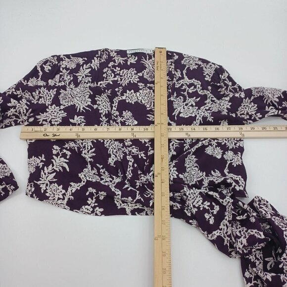 Flynn Skye That's a Wrap Crop Top Wine Floral Women's M Boho Festival Hippie - Picture 12 of 12